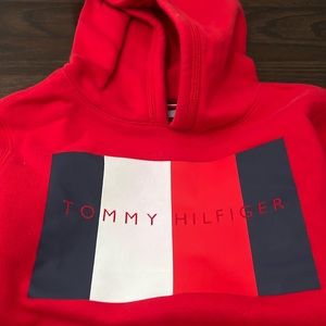 Tommy Hilfiger boys red sweatshirt, size small (6-7)